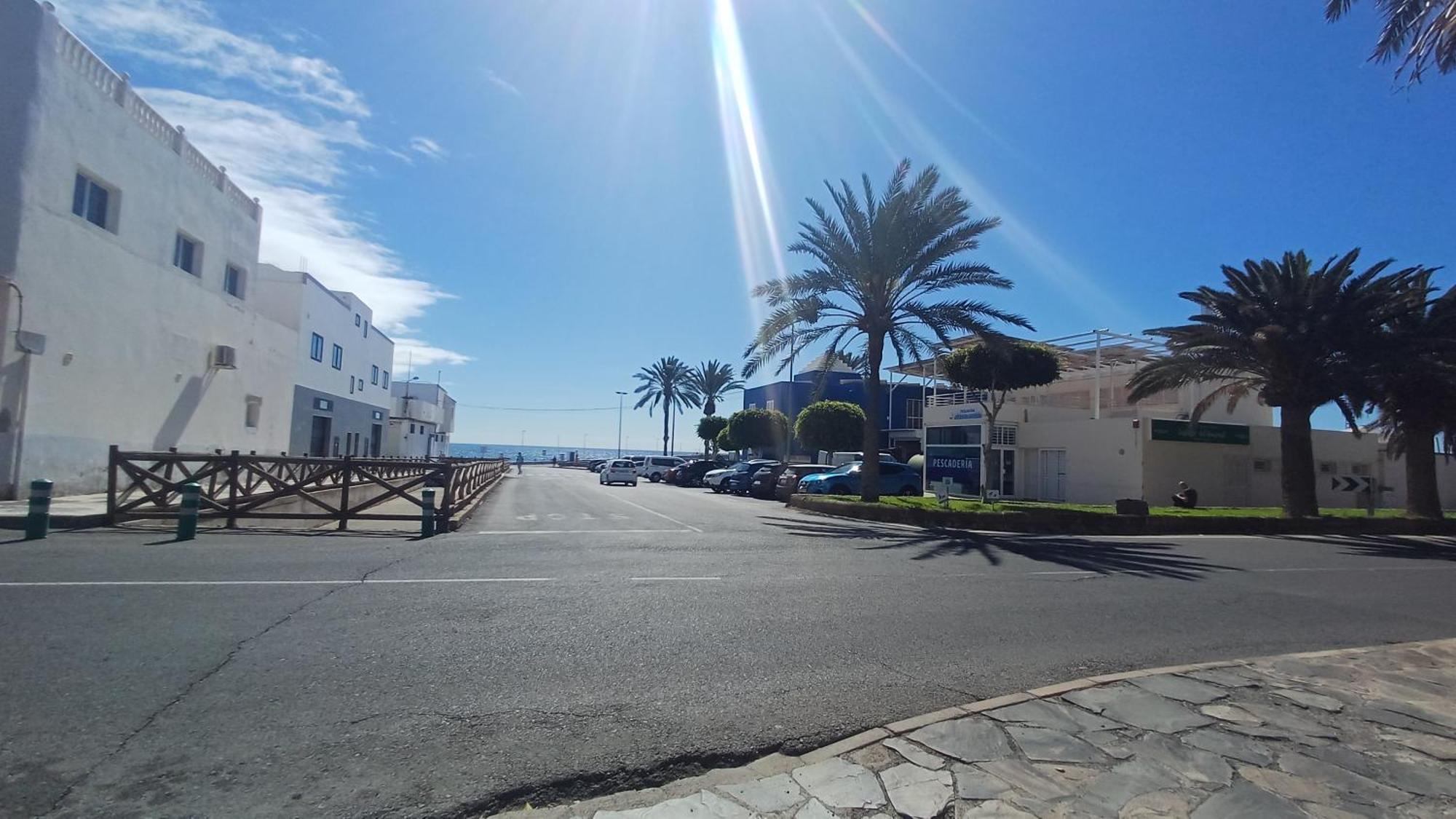 Modern House With 2 Bedrooms Near The Beach Castillo del Romeral Exterior foto